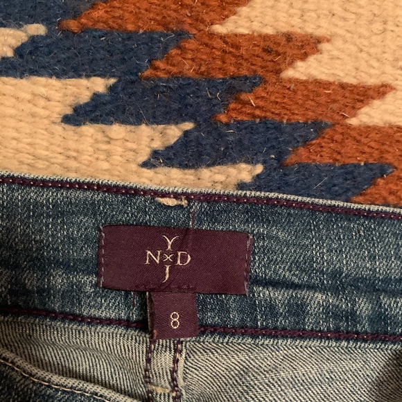 Capris - Picture 3 of 3